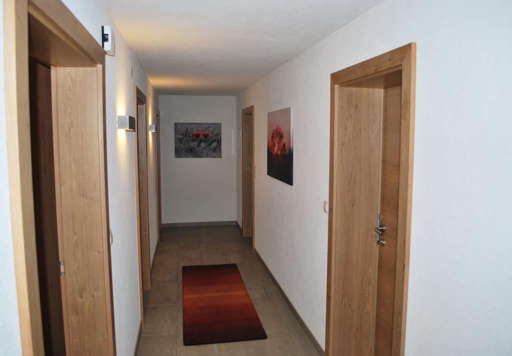Ferienwohnung Nuener Grins Exterior photo